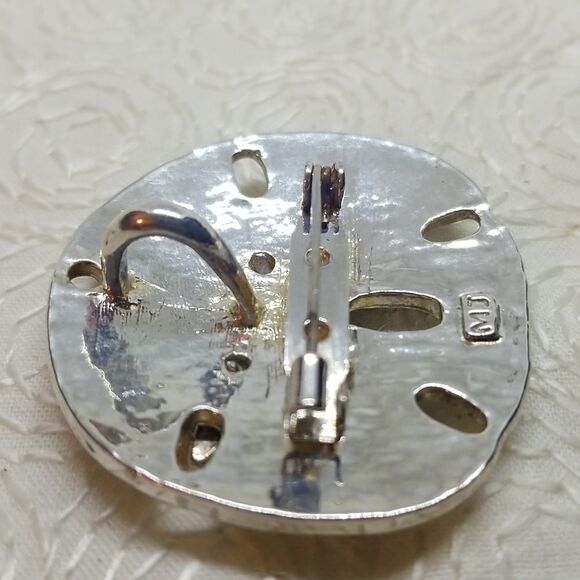 MJ Starfish Sand Dollar Brooch Pin Pendant Silver Cutout 1 3/4in - Picture 7 of 9